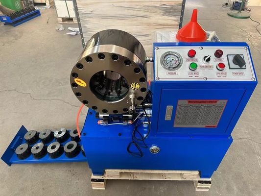 245Kg DX68 Máquina de acoplamiento de manguera con apertura máxima de 114 mm Dimensión 730*480*740 mm