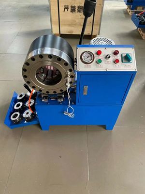 Un buen precio. Precisión de recorte ± 0.01mm Máquina de recorte de manguera Dx68 con 10 juegos de matrices en línea