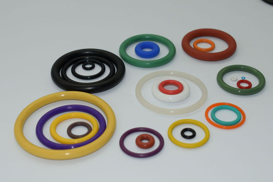 Un buen precio. Sello de goma FKM personalizado de 5000 psi Resistente a altas temperaturas para el sellado industrial en línea
