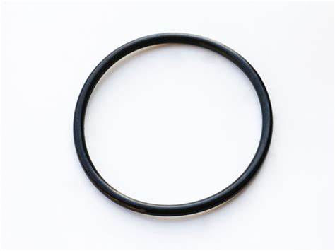 Un buen precio. Disponible por encargo OEM / ODM Anillos de goma O Sellos Buena resistencia al aceite en línea