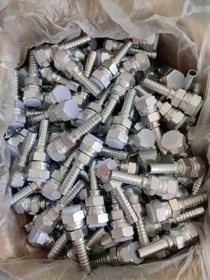 Un buen precio. Diferentes materias primas y estándares Acero carbono 1/2 JIC Accesorios de manguera hidráulica JIS BSP Adaptadores de línea de freno de acero en línea