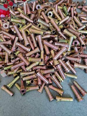 Un buen precio. Materia prima de acero al carbono carretilla elevadora de oleoducto reutilizable unión de tuberías hidráulicas Accesorios de manguera hidráulica Accesorios de ferrules de manguera hidráulica en línea