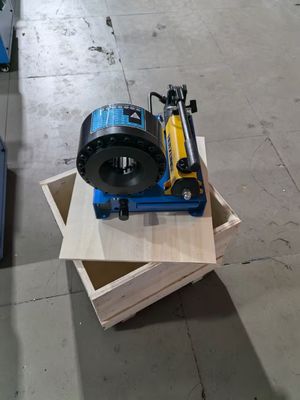 1 pulgada de duradera máquina de corte de manguera manual / manguera de corte de manguera que produce presión máxima 35Mpa satisfacción con 7 dies