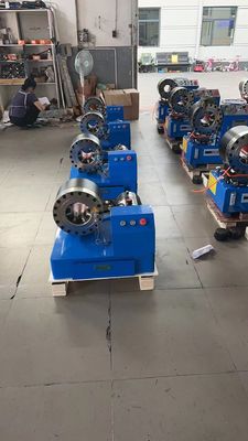 África del Sur 2 pulgadas 10 matas 1-4 capa manguera máquina de acoplamiento hidráulico / máquina de acoplamiento manguera alta presión 6-51mm