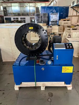 4 pulgadas 16 Dies Sistema de control PLC / CNC / Botón Color azul de 6-102 mm Máquina de corte de manguera de goma hidráulica Tamaño 850 * 530 * 980 mm