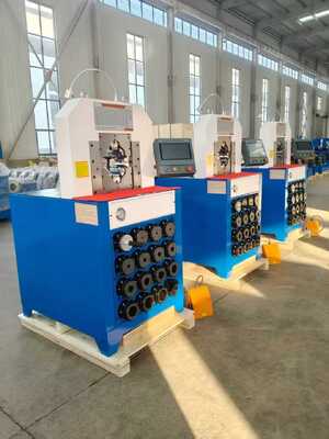 Un buen precio. Máquina engastadora de mangueras hidráulicas eléctrica de 3 pulgadas 220v/380v con precisión de 0.01 mm, sistema de control PLC/botón y rango de engaste de 6-76 mm en línea