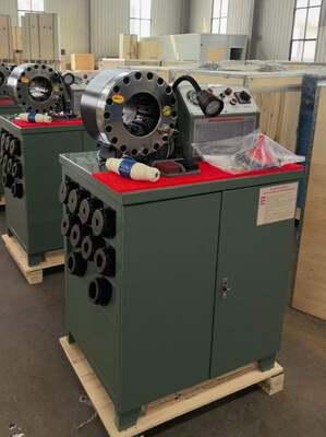 Máquina prensadora de manguera de goma 600T de 2 pulgadas, modelo superior, voltaje de color verde 220V/240V/380V/415V con rango de 6-51 mm y 10 troqueles intercambiables