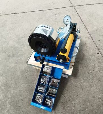1 pulgada Máquina de acoplamiento de manguera hidráulica manual Rango de acoplamiento de 6 mm a 25 mm sin voltaje con 7 dies para aplicaciones hidráulicas Presión diferente de 31.5 MpA a 60 Mpa según la demanda del cliente