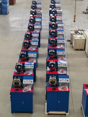Un buen precio. arrugador de la manguera del freno neumático de la máquina 3KW de la manguera del freno de 6-51m m que prensa con el panel multifuncional en línea