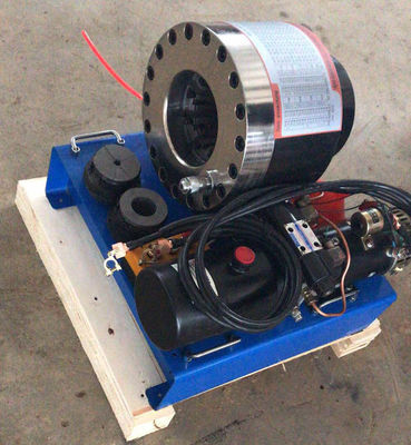 Un buen precio. arrugador hidráulico de la manguera 12v de 6-51m m manguera hidráulica de 4 capas que hace la venta del top de la máquina en línea