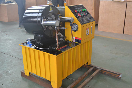 Un buen precio. máquina que prensa de la manguera de 2.5l 5l de la manguera hidráulica de alta presión hidráulica de la prensa 10l en línea