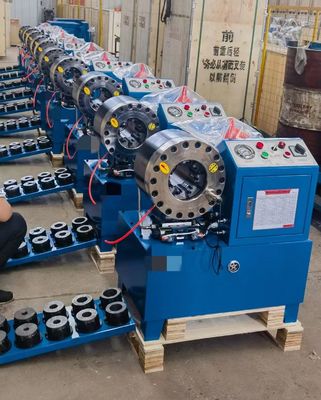 Un buen precio. 600T DX68 Máquina de acoplamiento de manguera 6 - 51mm Con 2.5L / 5L / 10L Volumen de salida de la bomba en línea