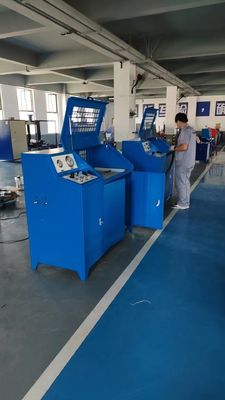 Un buen precio. Máquina automática de prensado de mangueras para aplicaciones industriales en línea