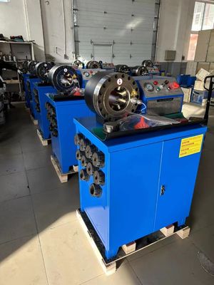 Un buen precio. Máquina de recorte de manguera de caucho de alta eficiencia 600T Fuerza de recorte 220v/240v/380v/415v en línea