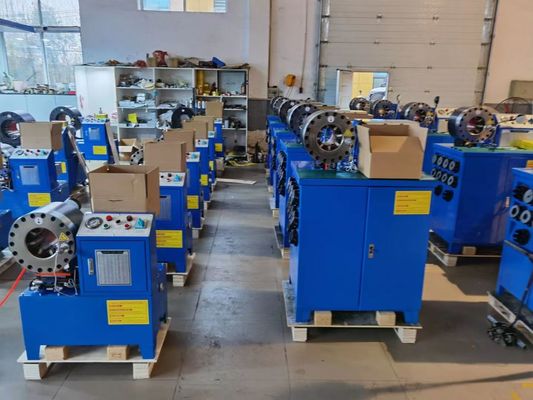 Un buen precio. 860*640*1300 mm Máquina eléctrica para cortar mangueras de goma fácil de operar en línea