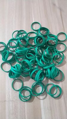 Un buen precio. Anillos WF de moldeo por compresión con resistencia a la ruptura de 16-30 N/Mm con material FKM en línea