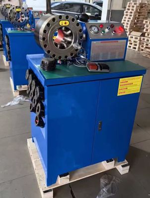 Un buen precio. 6-51mm Potencia eléctrica 220v/240v/380v/415v Máquina de arrastre de manguera de caucho 600T Fuerza de arrastre con tamaño 860*640*1300 mm en línea