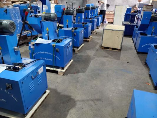 Un buen precio. 2 pulgadas 6-51mm 4 capas manguera dispositivo eléctrico manguera de goma máquina de corte con control de botón avanzado y fácil de usar en línea