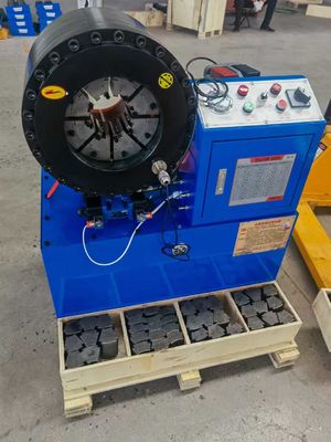 Un buen precio. 4 pulgadas 16 Diés manguera máquina de acoplamiento / manguera de caucho hidráulico máquina de acoplamiento tamaño 850 * 530 * 980 mm en línea