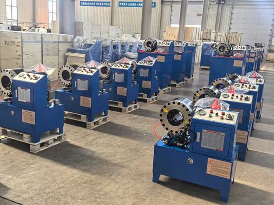 Un buen precio. Sistema de control de PLC / digital / botón 2 pulgadas 10 Dies DX68 Máquina de recorte de manguera en línea