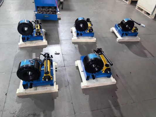 Un buen precio. Versátil y precisa 1 pulgada 6-25mm manual de manguera hidráulica máquina de corte de manguera de manguera de corte de 7 mueres con compatibilidad de acero en línea