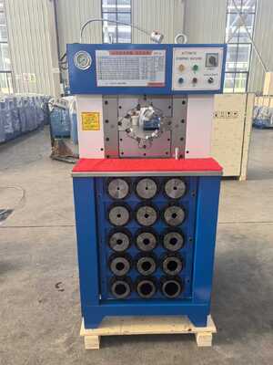 Un buen precio. Sistema de control de botones Máquina hidráulica de acoplamiento de mangueras con rango de acoplamiento de 6-76 mm y apertura máxima de 165 mm para un acoplamiento eficiente en línea