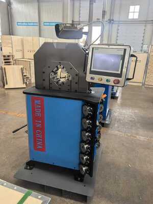 Máquina eléctrica de trituración de mangueras hidráulicas con precisión de 0,01 mm y rango de trituración de 6-102 mm para uso industrial