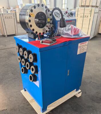 Un buen precio. Máquina de trituración de manguera de goma de 600T con rango de 6-51 mm y 10 matrices intercambiables para trituración de manguera hidráulica en línea