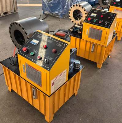 Un buen precio. Máquina engrapadora de mangueras DX68 con bomba de aceite de 31.5Mpa, opciones de voltaje de 220v/240v/380v/415v y potencia de motor de 3KW/4KW en línea