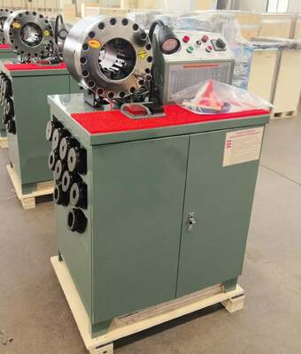 Un buen precio. Máquina prensadora de manguera de goma de 2 pulgadas, 600T, modelo superior, voltaje de 220v/380v, rango de 6-51mm y 10 troqueles intercambiables en línea