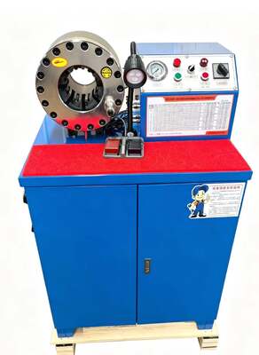 Un buen precio. Voltaje azul 220v/380v del modelo superior de la máquina que prensa de la manguera de goma de 2 pulgadas 600T 31.5Mpa con la gama que prensa de 6-51m m y 10 troqueles intercambiables en línea