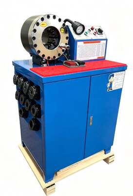 Un buen precio. 2 voltaje azul del sistema de control del botón del color del modelo superior de la máquina que prensa de la manguera de goma de 600T 31.5Mpa 220v/240v/380v/415v con la gama que prensa de 6-51m m y 10 troqueles intercambiables en línea